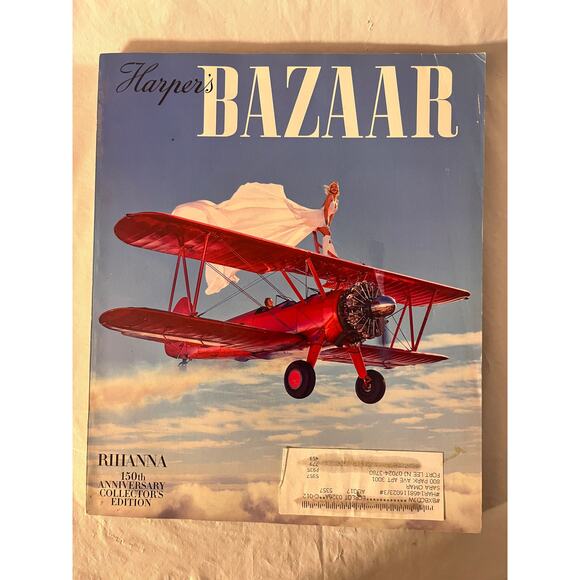 Harper's Bazaar March 2017 - 150th Anniversary Collector’s Edition - Rihanna - Picture 2 of 13
